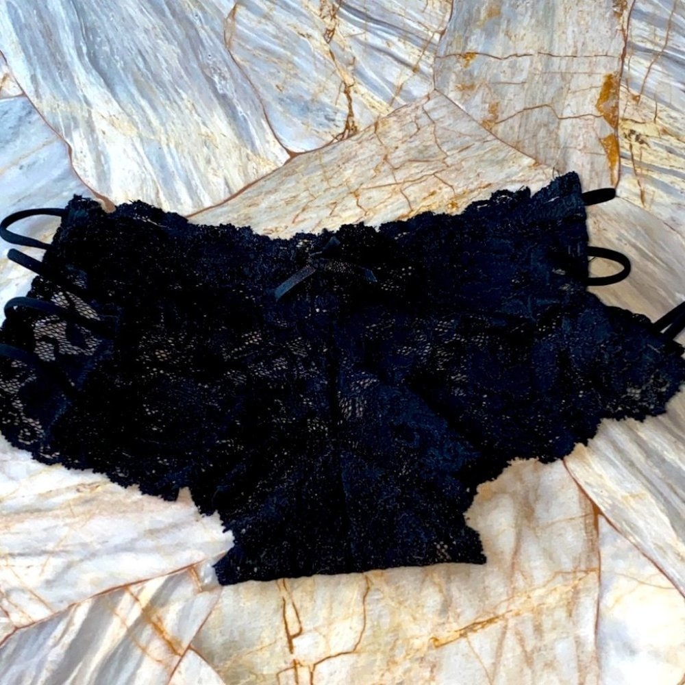 Rare Sheer Mesh V-String Very Sexy Bikini Panty Vintage Underwear Panties Small